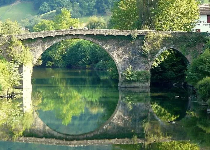 Latxariko-borda 度假居 比达雷