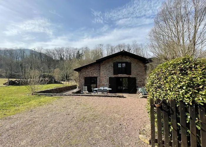 Latxariko-borda 度假居 *